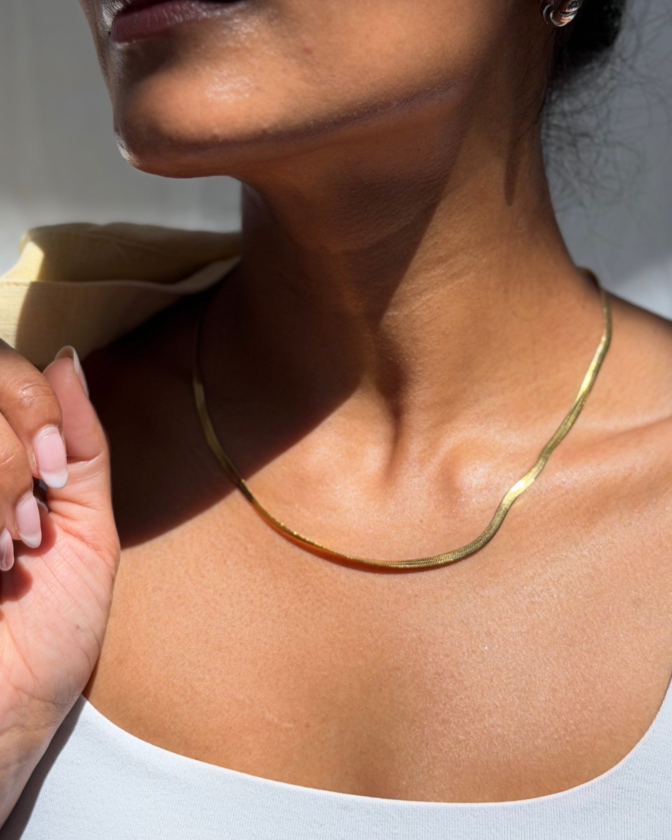 Everyday Herringbone Necklace Gold
